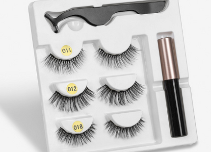 A Pair Of False Eyelashes With Magnets In Fashion