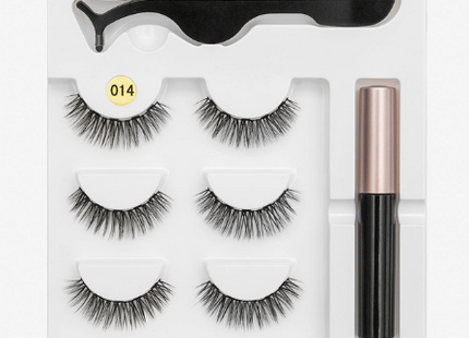 A Pair Of False Eyelashes With Magnets In Fashion