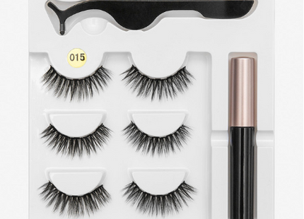 A Pair Of False Eyelashes With Magnets In Fashion