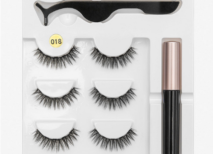 A Pair Of False Eyelashes With Magnets In Fashion