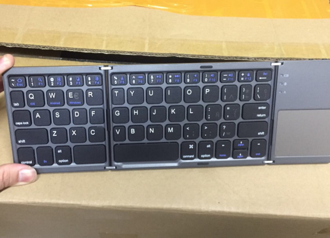 Ultra-thin Tri-fold Folding Touch Keyboard