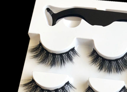 A Pair Of False Eyelashes With Magnets In Fashion