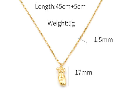 18K Stainless Steel Clavicle Chain Female Portrait