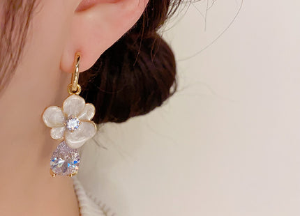 Fashion Flower Zircon Elegant Retro Earrings